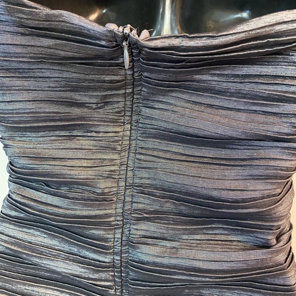 New with tags party/formal dress - Picture 4 of 8